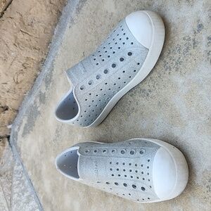 Native Shoes Jefferson Silver Glitter Shoes Size 13
